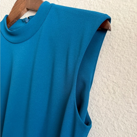 Calvin Klein Mock Neck Sleeveless Belted Midi Dress – Size 8 - Picture 4 of 13